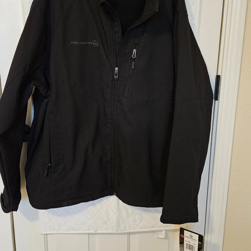 Free Country Men's Cubic Dobby Soft-Shell Jacket